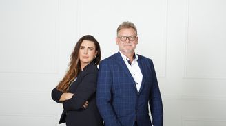 Neodejdeme. Byznys jsme budovali od nuly, říká česká podnikatelka z napadené Ukrajiny Neodejdeme. Byznys jsme budovali od nuly, říká česká podnikatelka z napadené Ukrajiny