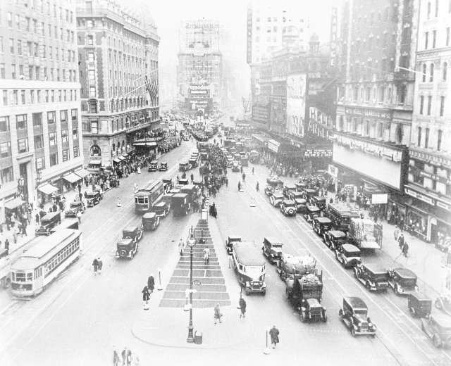 Times Square v New Yorku, rok 1928.