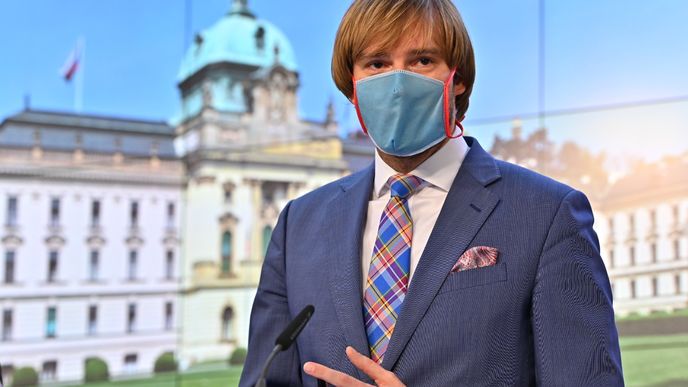 Tisková konference o koronaviru: ministr zdravotnictví Adam Vojtěch