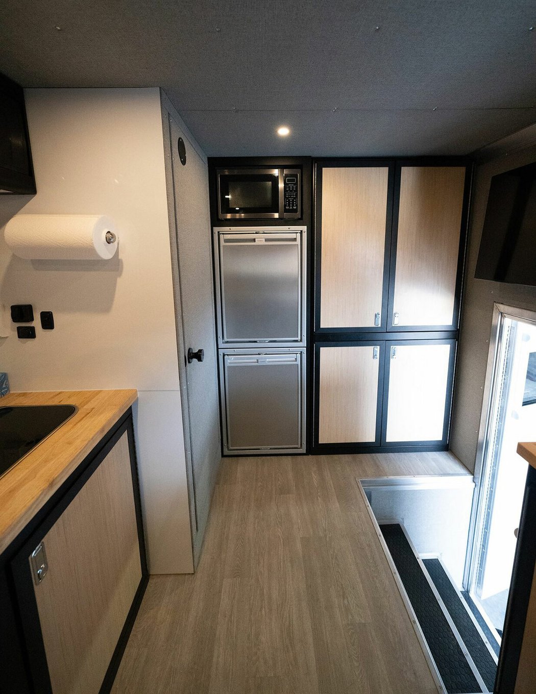 Titan XD 4400 4×4 Camper Conversion