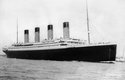 Titanic vyplul 10. dubna 1912 z britského Southamptonu do amerického New Yorku, čtvrtý den cesty se ale potopil po nárazu do ledovce