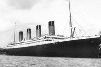 105 let od potopení Titanicu: V Číně staví jeho kopii, komu se to nelíbí?