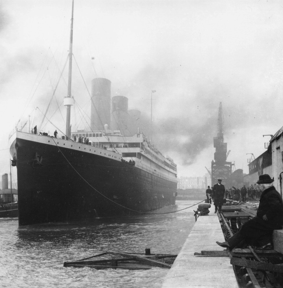 Titanik se potopil 15. dubna 1912.
