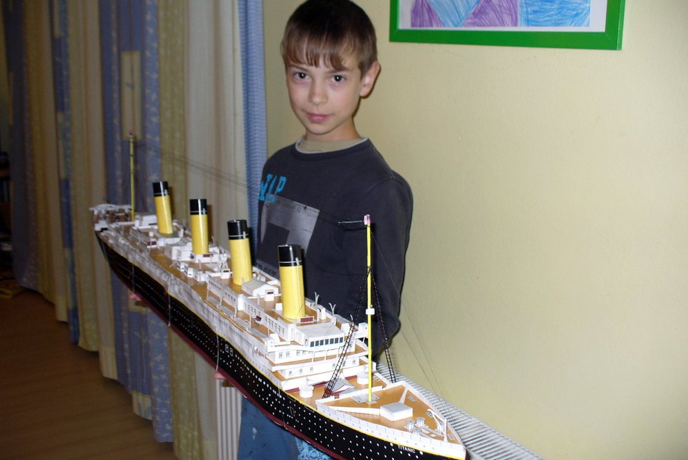 Jakub je na svůj 135 cm dlouhý model právem hrdý