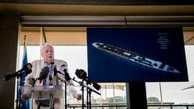 Australský miliardář Clive Palmer