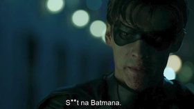 Robin má v novém seriálu Batmana po krk.