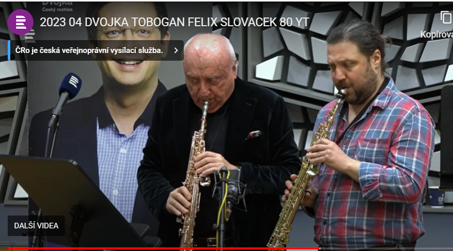 Felix Slováček a jeho syn Felix mladší společně zahráli na saxofon. 