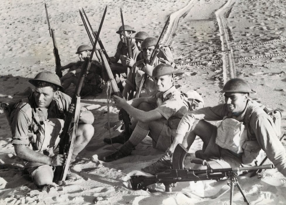 Britští vojáci v Tobruku