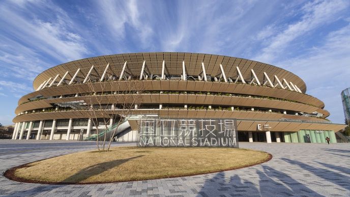 Nový olympijský stadion v Tokiu má tři úrovně hlediště ukryté částečně pod střechou vyrobenou z oceli a dřeva. Stavaři při jeho budování použili více  dva tisíce metrů kubických dřeva z každé ze 47  japonských prefektur.