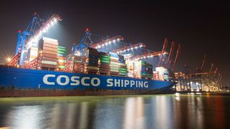 Scholz chce protlačit prodej části hamburského přístavu Číňanům. Proti vůli svých ministrů i EU