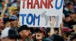 Takto se Tom Brady emotivně loučil s fanoušky New England Patriots…