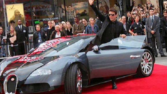 Na černé listině Bugatti má být i Tom Cruise, důvodem byl malý problém s dveřmi