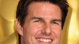 Sektářské dary pro Toma Cruise: Pero z eukalyptu a luxusní hangár  