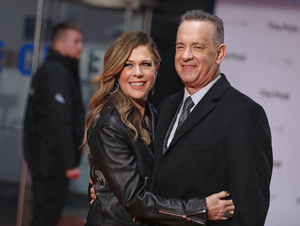 Tom Hanks, Rita Wilsonová