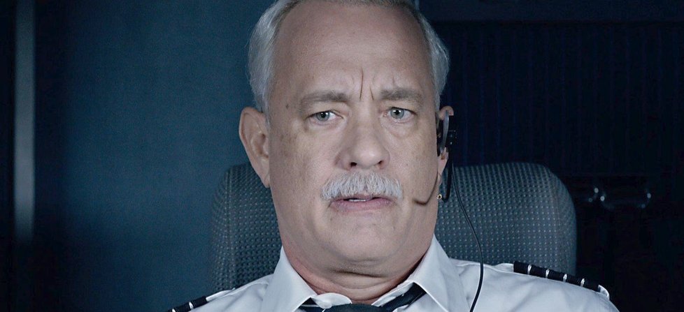 Pilota hrdinu, který přistál na řece Hudson, si zahrál ve filmu Tom Hanks