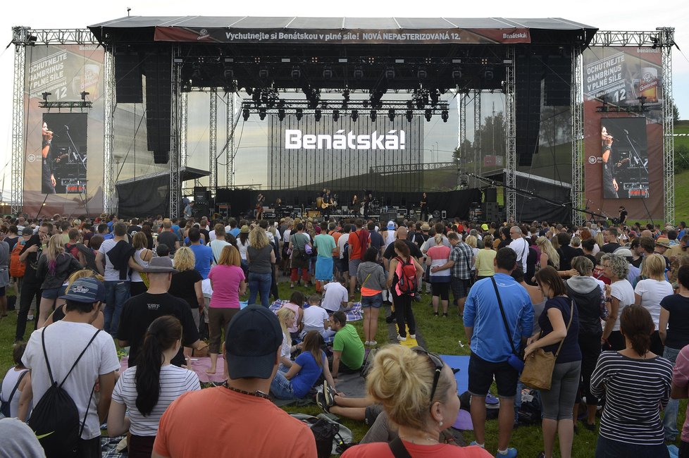 Fanoušci na festivalu Benátská noc