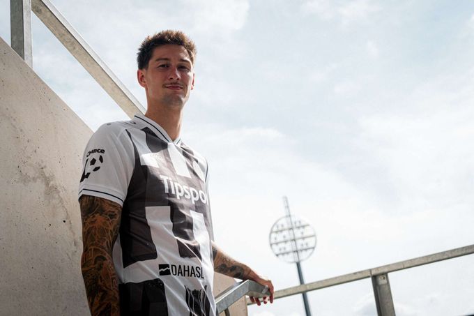 Ulich řekl Čvančarovi: Musíš zapadnout. Zvládne problémový a tvrdohlavý střelec krok zpátky? Ulich řekl Čvančarovi: Musíš zapadnout. Zvládne problémový a tvrdohlavý střelec krok zpátky?