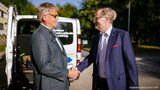 Fiala bohatší než Fiala: Tihle politici vydělávali nejvíce!
