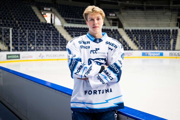 Tomáš Galvas pózuje fotografce deníku Sport Tomáš Galvas pózuje fotografce deníku Sport