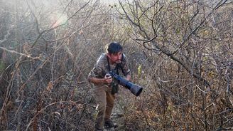 Invazní druhy jsou větší problém než změna klimatu. Škodí tady a teď, říká ornitolog Tomáš Grim Invazní druhy jsou větší problém než změna klimatu. Škodí tady a teď, říká ornitolog Tomáš Grim