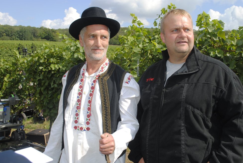 Tomáš Hanák s producentem a majitelem Vinné galerie v Brně Tomášem Vicanem