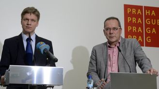 Primátor Prahy Hudeček a náměstek Vávra po sporech rezignovali