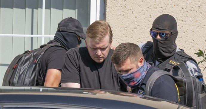 Zatčení bitcoinového dárce Tomáše Jiřikovského