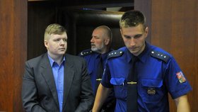 Tomáš Jiřikovský u soudu v Olomouci