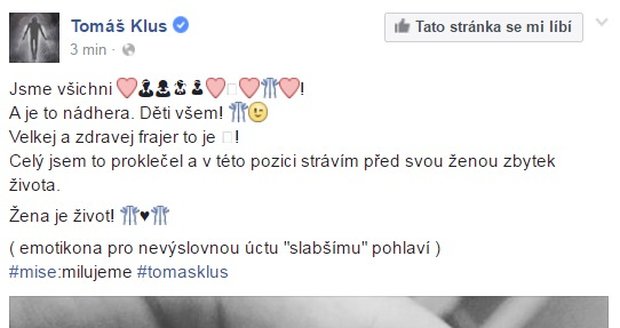 Tomáš Klus se pochlubil synem Alfrédem na Facebooku.