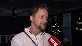 Písničkář Tomáš Klus dostal Vary do varu: Skoky do davu a řádění na pódiu
