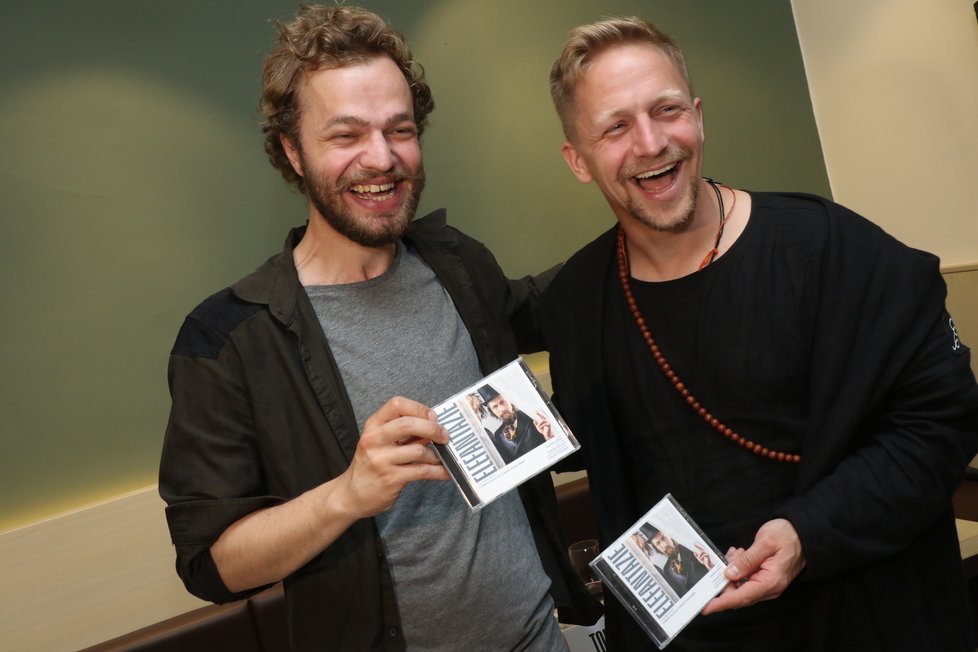 Klus a Havlínek nazpívali songy z muzikálu na CD.