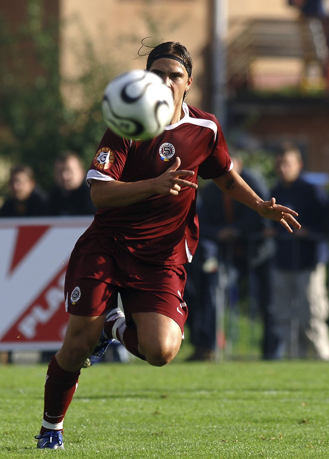 Rok 2006: Tomáš Kóňa v utkání ve Dvoře Králové.