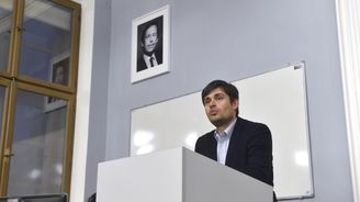Politolog Lebeda: Pokud nevznikne nový volební zákon včas, čeká nás obrovská ústavní krize