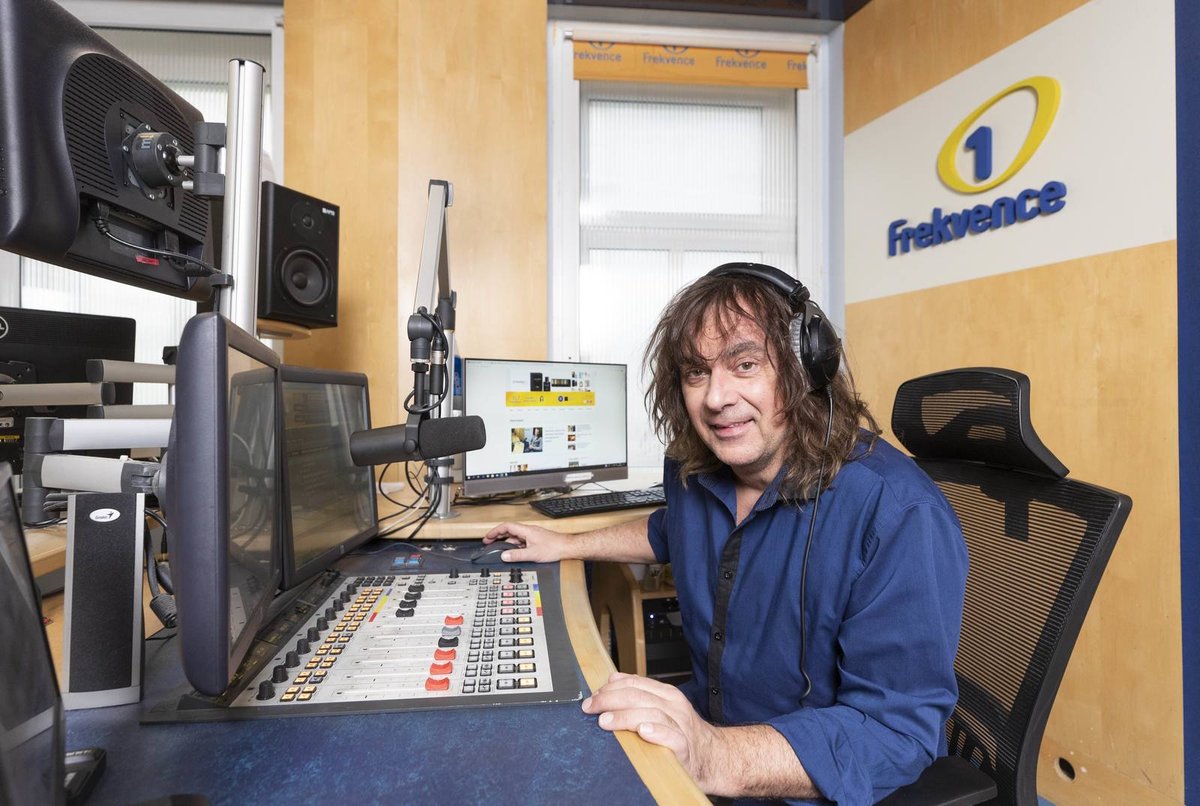 Tomáš Matonoha v rádiu Frekvence 1