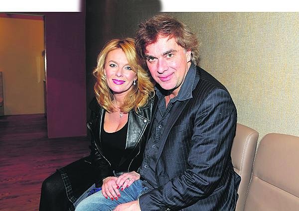 Tomáš Matonoha a jeho manželka Lucie Benešová.