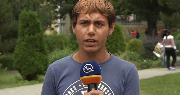 Reportér Tomáš je hvězdou internetu, zaděláno má na slušnou kariéru.
