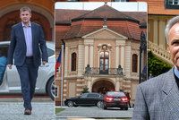 Průvan na zámku, kde pařili ministři: Ředitel dostal padáka, rozhodl Petříčkův resort