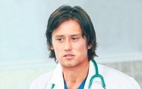 Seznamte se! Tohle je doktor – samouk z Arsenalu Tomáš Rosický.