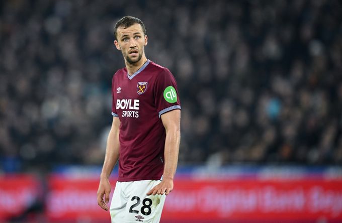 West Ham oznámil finanční ztrátu v miliardách! Kromě sestupu hrozí i výprodej West Ham oznámil finanční ztrátu v miliardách! Kromě sestupu hrozí i výprodej