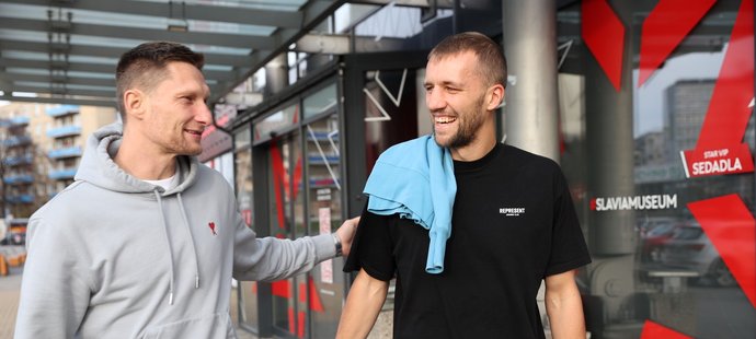 Tomáš Souček na autogramiádě v Edenu