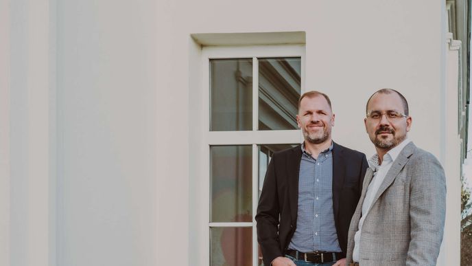 Převzetí Slevomatu mají v Genesis Capital na starosti Investment Director Tomáš Sýkora (na snímku na předchozí stránce vlevo) a partner společnosti Ondřej Vičar (na snímku vpravo). Převzetí Slevomatu mají v Genesis Capital na starosti Investment Director Tomáš Sýkora (na snímku na předchozí stránce vlevo) a partner společnosti Ondřej Vičar (na snímku vpravo).