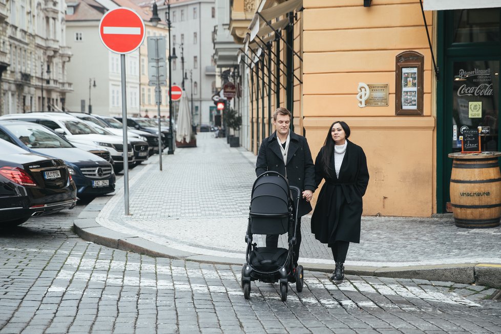 Tomáš Verner s manželkou Tammy ukázali syna. Tomáš mladší přišel na svět před měsícem a půl.