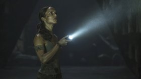 Záběry ze snímku Tomb Raider.