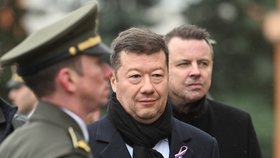 Okamura vyrazil na pietní akt k uctění obětí 17. listopadu 1939 do Ruzyně (17.11.2025)