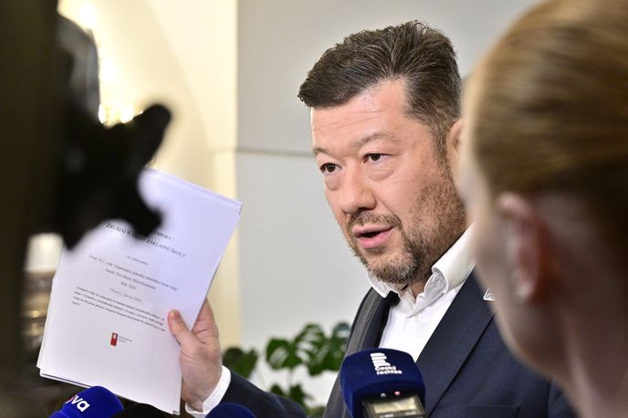 Šéf SPD Tomio Okamura po jednání s premiérem Andrejem Babišem (ANO) (10.7.2026) Šéf SPD Tomio Okamura po jednání s premiérem Andrejem Babišem (ANO) (10.7.2026)