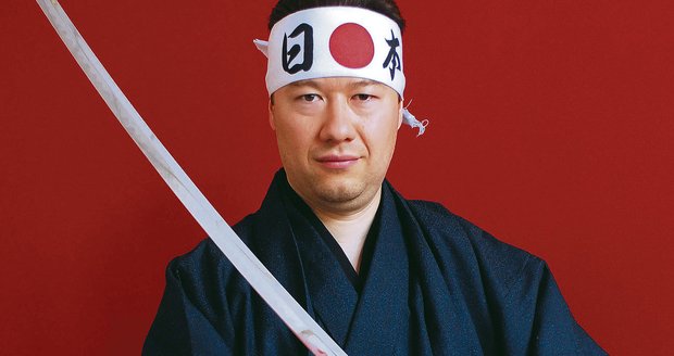 Podnikatel s japonskými kořeny Tomio Okamura se svou stížností k Nejvyššímu správnímu soudu neuspěl.