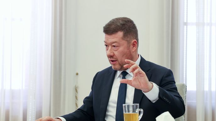 Předseda Poslanecké sněmovny Tomio Okamura (SPD) při rozhovoru s Bleskem (23. 3. 2026) Předseda Poslanecké sněmovny Tomio Okamura (SPD) při rozhovoru s Bleskem (23. 3. 2026)