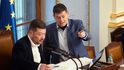 Tomio Okamura (SPD) a Patrik Nacher (ANO) ve Sněmovně Tomio Okamura (SPD) a Patrik Nacher (ANO) ve Sněmovně