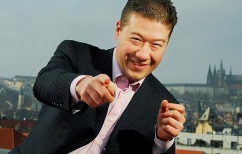 Senátor Ferda Japonec: Chci se stát prezidentem!