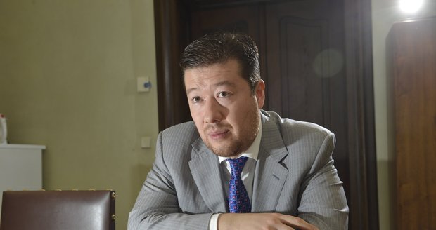 Tomio Okamura